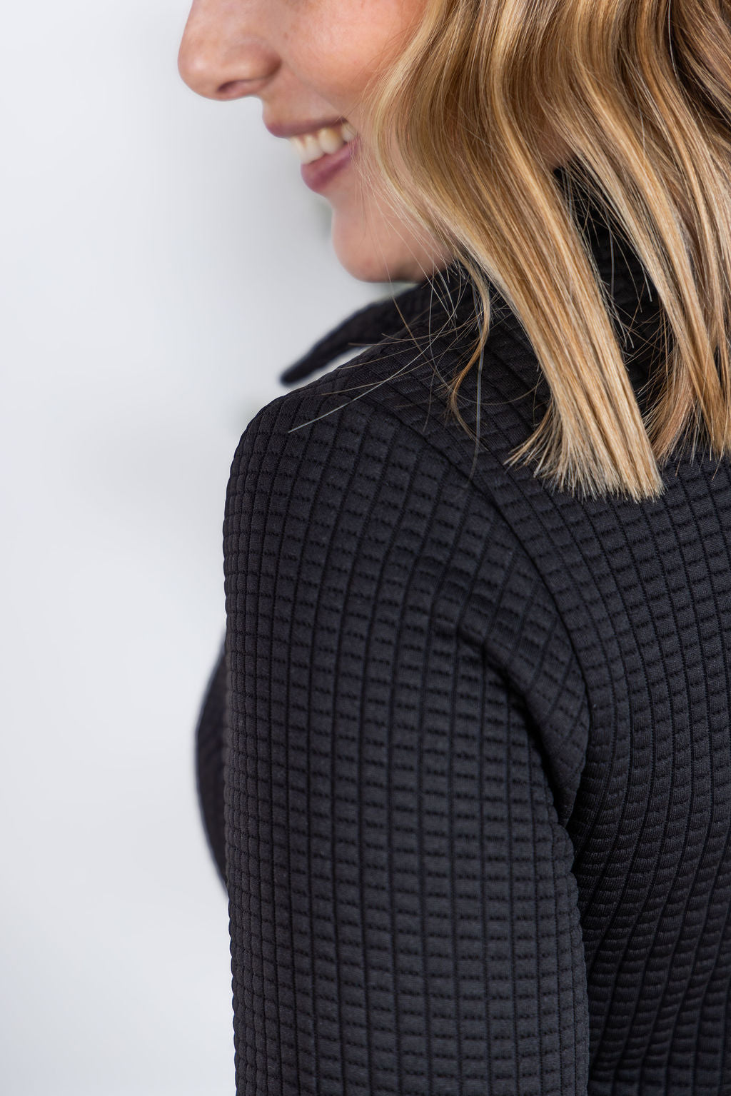 Whitley Waffle Snap Pullover - Black